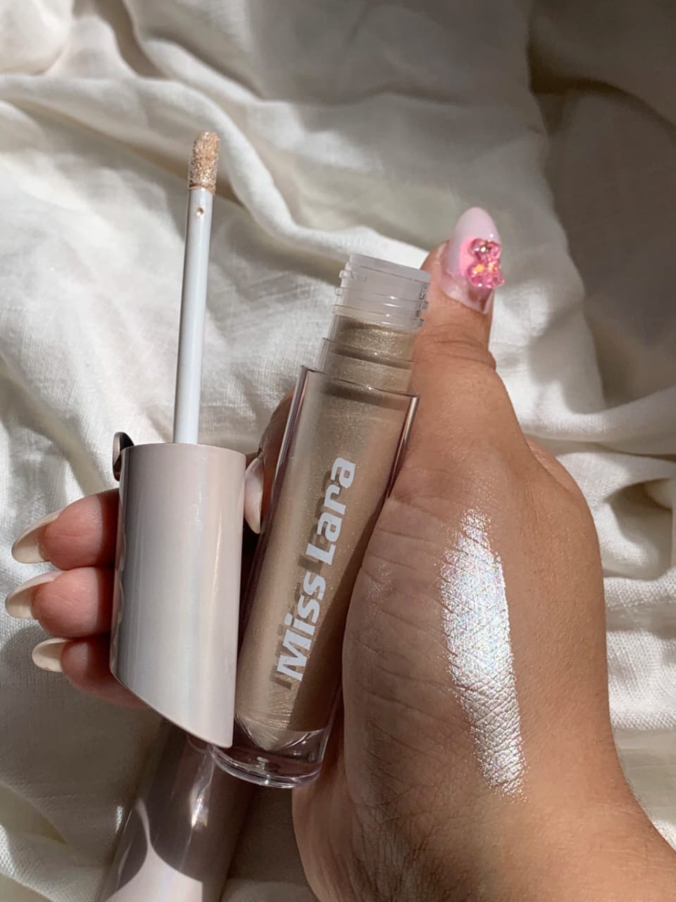 Highlighting Glow By Miss Lara